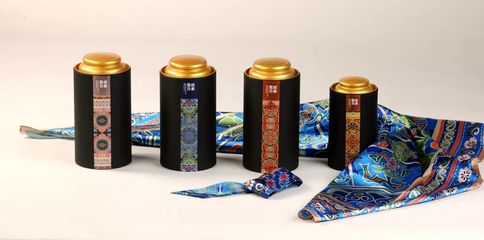 蒙纹万象 田鑫毕业设计中的蒙古族图案再设计与丝巾产品开发